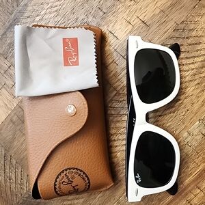 Ray Ban Original Wayfarer White/Black